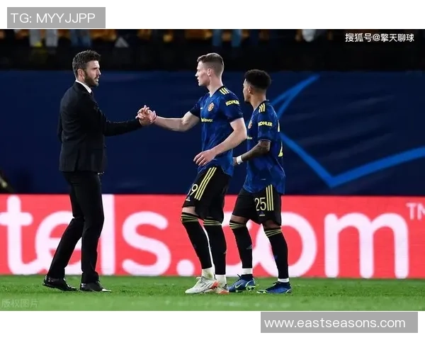 足球明星与詹姆斯亲密互动引发球迷热议共同探讨运动精神与友谊的魅力